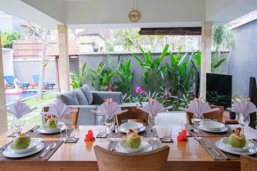 Villa Akmali Berawa - 3 Bedrooms Canggu Esterno foto
