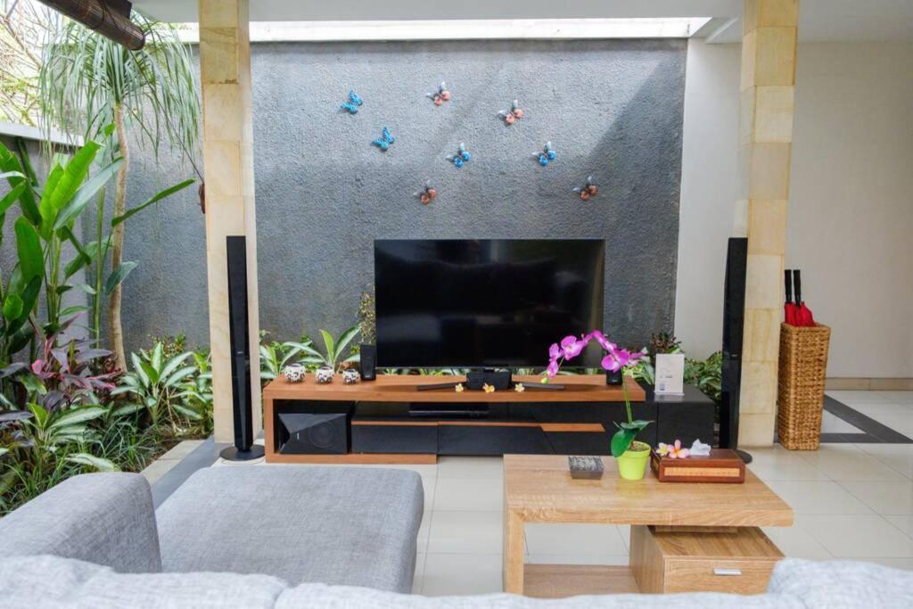 Villa Akmali Berawa - 3 Bedrooms Canggu Esterno foto